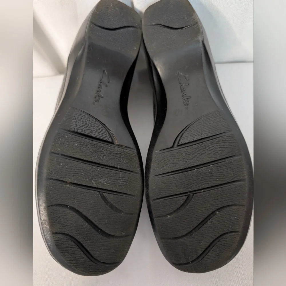 Clarks Bendables Croc Embossed Loafers